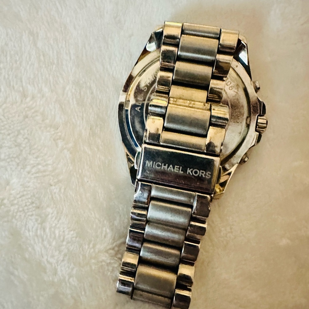 Michael Kors Silver Chronograph Watch - Picture 6 of 6